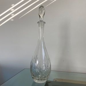 Teardrop vintage crystal wine decanter w/ topper